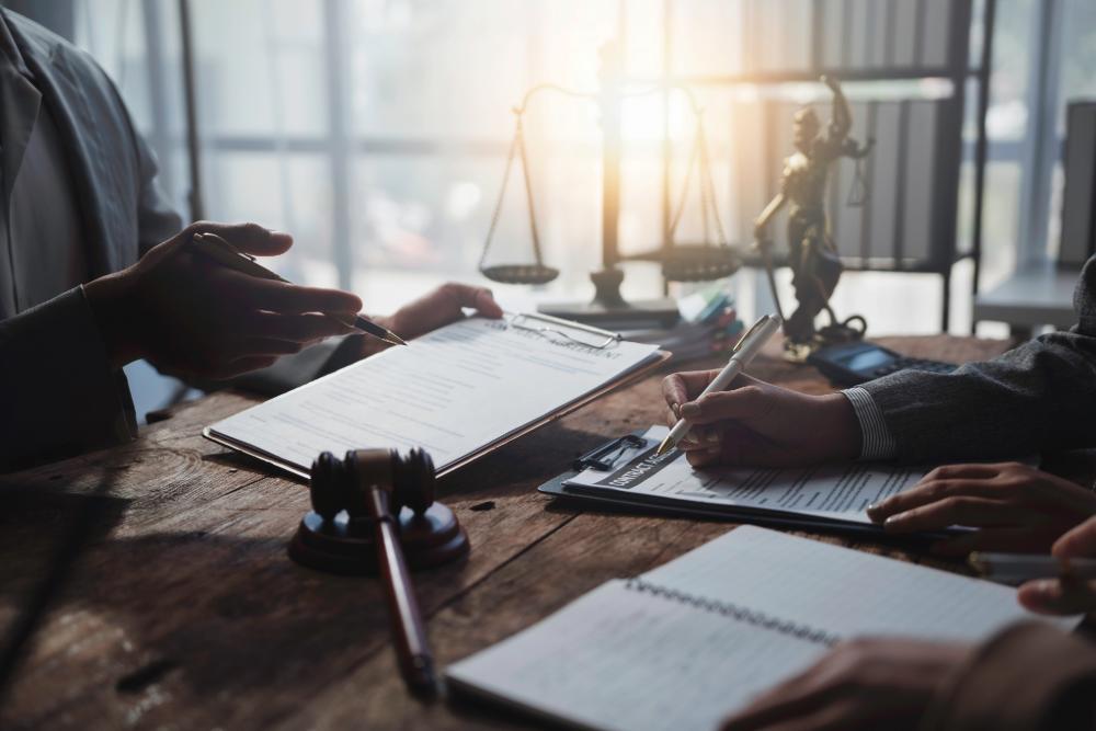 How to Choose an Immigration Lawyer